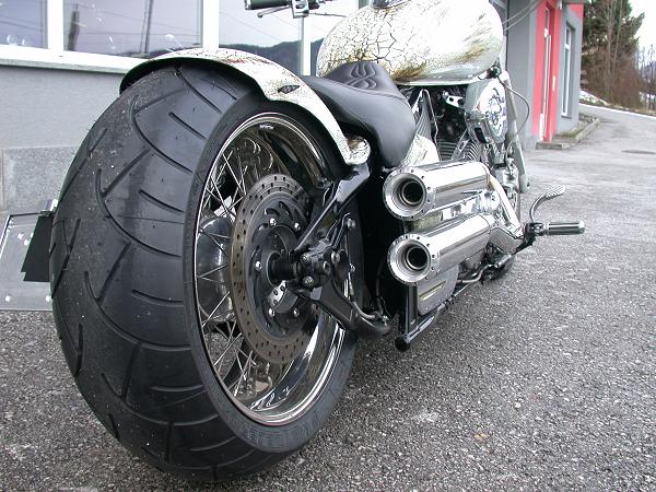 Yamaha XVS 1100 Drag Star White Power